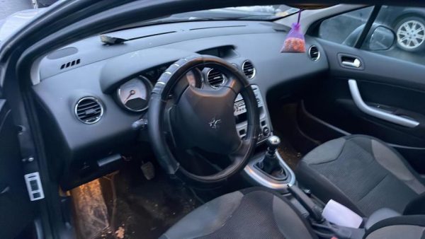 Plage arriere PEUGEOT 308 1 PHASE 1 Diesel - Image 3