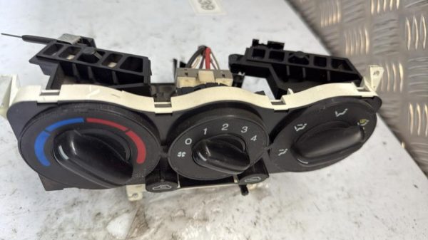 Commande chauffage HYUNDAI GETZ PHASE 2 Diesel - Image 3