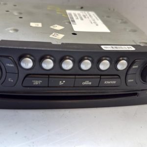 Autoradio d'origine PEUGEOT 5008 1 PHASE 1 Diesel - Image 1