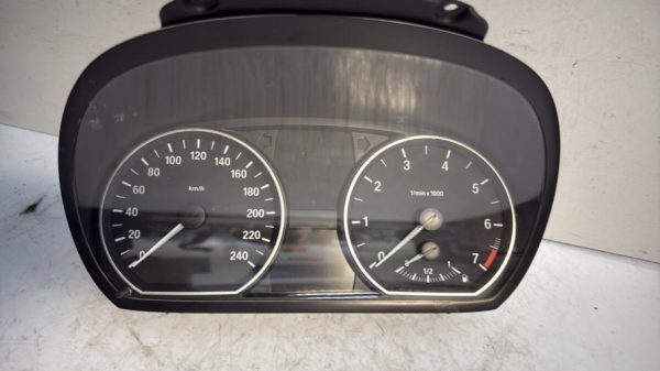 Compteur BMW SERIE 1 E81 Essence - Image 1