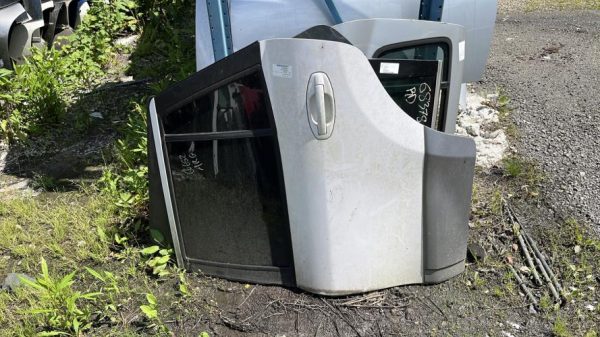 Porte arriere gauche HYUNDAI SANTA FE 1 Diesel - Image 1