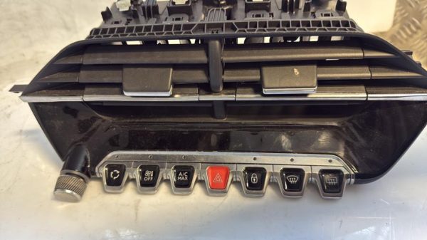 Commande chauffage PEUGEOT 208 2 Essence - Image 5