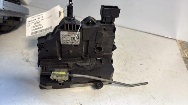 Serrure avant gauche OPEL CORSA D PHASE 1 Essence - Image 1