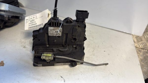 Serrure avant gauche OPEL CORSA D PHASE 1 Essence - Image 2