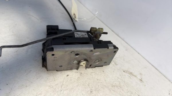 Serrure avant droit OPEL CORSA D PHASE 1 Essence - Image 2