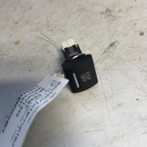 Bouton/Interrupteur AUDI A3 2 PHASE 1 Diesel - Image 1