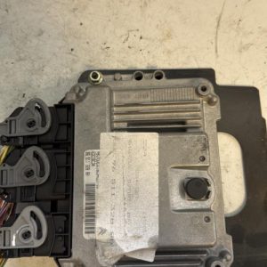 Calculateur moteur CITROEN C4 1 PHASE 1 Diesel - Image 1
