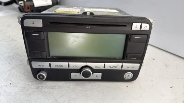 Autoradio d'origine VOLKSWAGEN GOLF 5 Diesel - Image 1