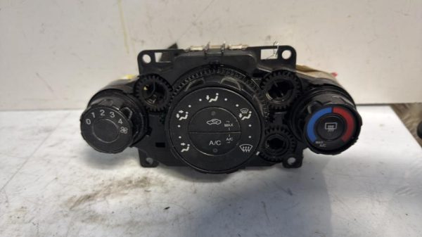Commande chauffage FORD FIESTA 6 PHASE 1 Diesel - Image 2