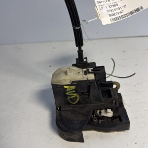 Serrure avant droit RENAULT CLIO 2 PHASE 2 Diesel - Image 1