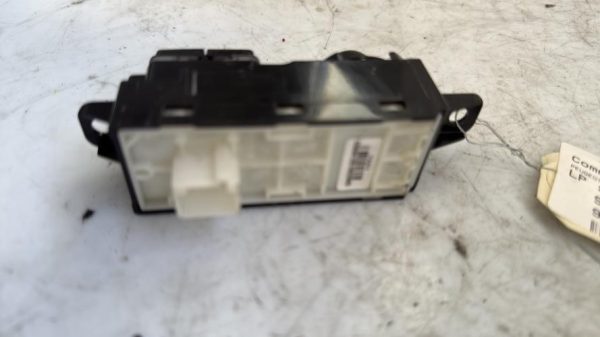 Commande autoradio PEUGEOT 208 1 PHASE 2 Essence - Image 1