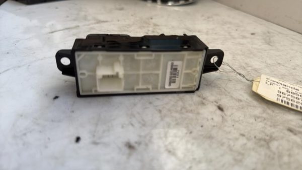 Commande autoradio PEUGEOT 208 1 PHASE 2 Essence - Image 2