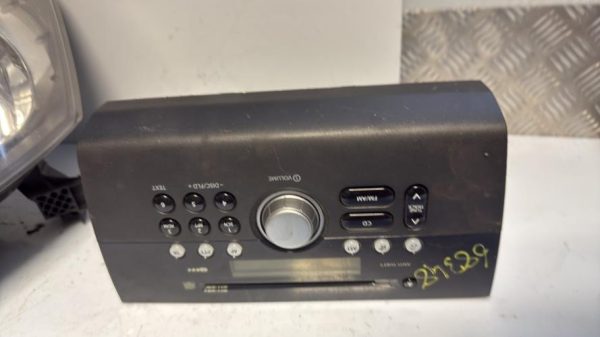 Autoradio d'origine SUZUKI SWIFT 3 Essence - Image 1