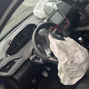 Interieur complet PEUGEOT 208 1 PHASE 2 Essence - Image 1