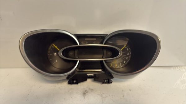 Compteur RENAULT CLIO 4 PHASE 1 BREAK Essence - Image 1