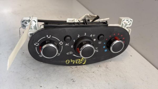 Commande chauffage DACIA SANDERO 2 PHASE 1 Diesel - Image 2
