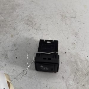 Bouton/Interrupteur NISSAN JUKE 1 PHASE 2 Essence - Image 1
