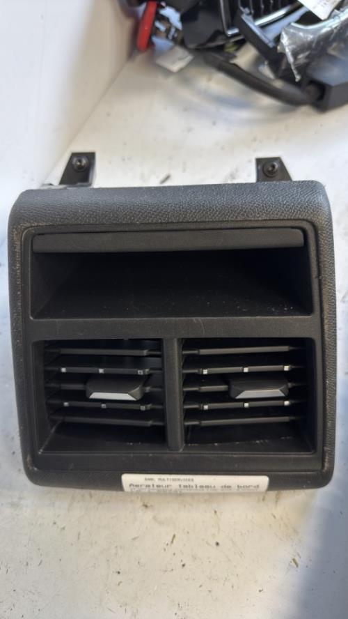 Aerateur tableau de bord DS DS7 CROSSBACK Diesel - Image 1