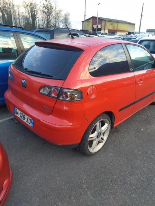 Pare choc arriere SEAT IBIZA 3 PHASE 1 Diesel - Image 7
