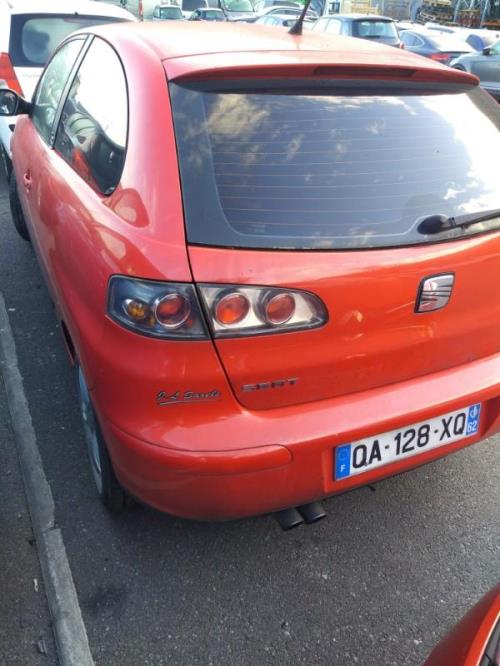 Pare choc arriere SEAT IBIZA 3 PHASE 1 Diesel - Image 8