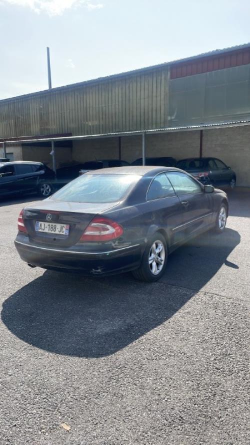 Capot MERCEDES CLASSE CLK 209 COUPE Essence - Image 9