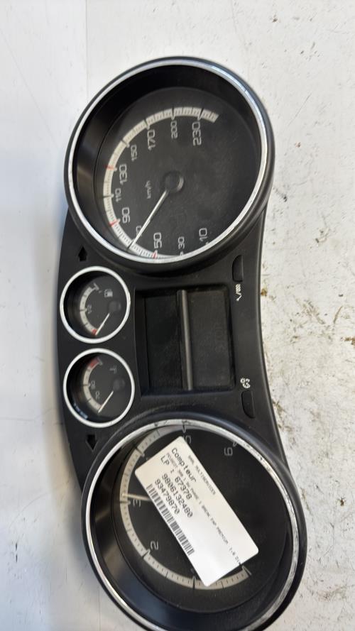 Compteur PEUGEOT 308 1 SW PHASE 1 BREAK Diesel - Image 1