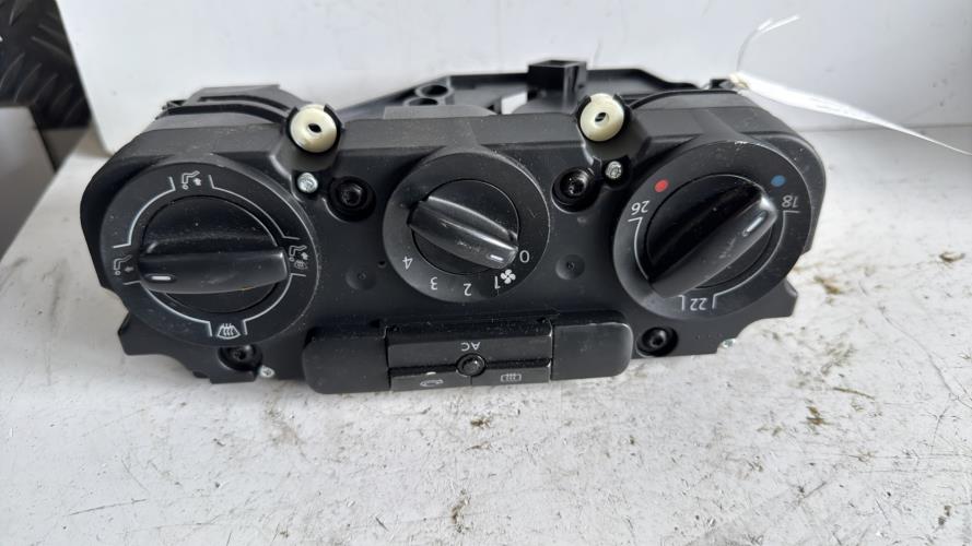 Commande chauffage VOLKSWAGEN GOLF 5 Diesel - Image 4