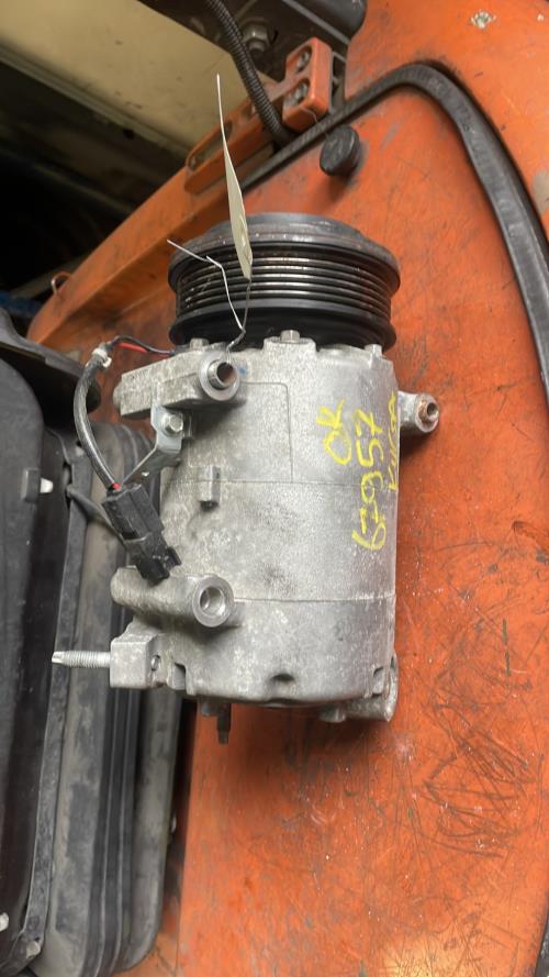 Compresseur clim FORD KUGA 2 PHASE 1 Diesel - Image 2