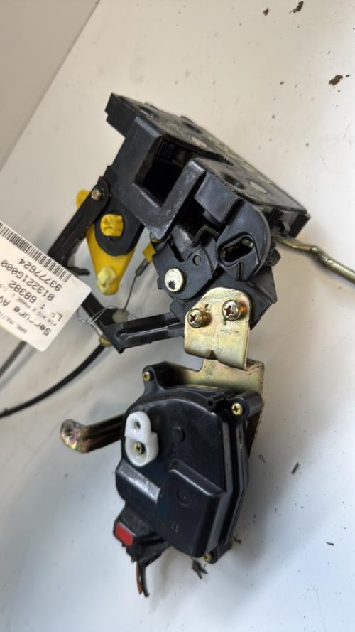 Serrure avant droit KIA RIO 2 PHASE 1 Diesel - Image 1