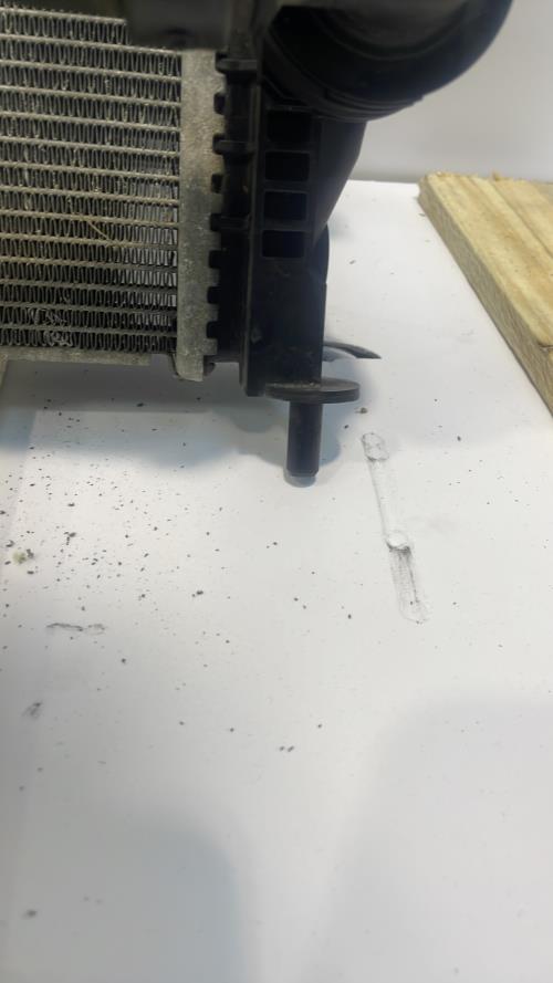 Radiateur eau PEUGEOT 308 2 PHASE 2 Diesel - Image 3
