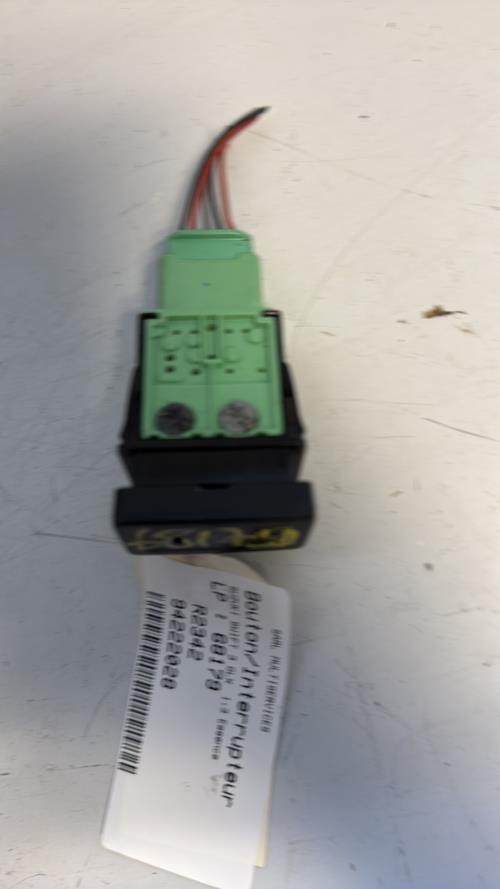 Bouton/Interrupteur SUZUKI SWIFT 3 Essence - Image 2