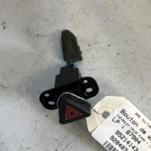 Bouton de warning CHEVROLET CRUZE PHASE 1 Essence - Image 1