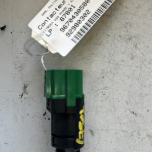 Contacteur feu stop CITROEN DS5 PHASE 1 Diesel - Image 1