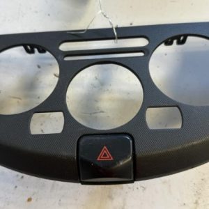 Bouton de warning NISSAN NOTE 1 PHASE 1 Diesel - Image 1