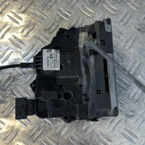 Serrure avant droit OPEL CORSA D PHASE 1 Diesel - Image 1