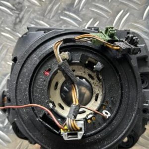 Contacteur tournant BMW SERIE 1 E87 PHASE 1 Diesel - Image 1