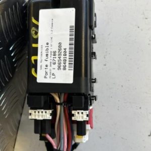 Porte fusible PEUGEOT 3008 2 PHASE 1 Essence - Image 1