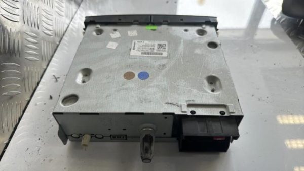 Autoradio d'origine PEUGEOT 207 PHASE 2 Essence - Image 1