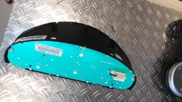 Compteur PEUGEOT 407 PHASE 1 Diesel - Image 6