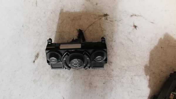 Commande chauffage PEUGEOT 3008 1 PHASE 1 Diesel - Image 4