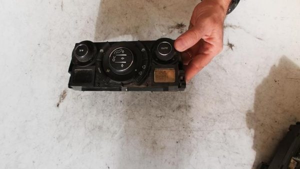 Commande chauffage PEUGEOT 3008 1 PHASE 1 Diesel - Image 5