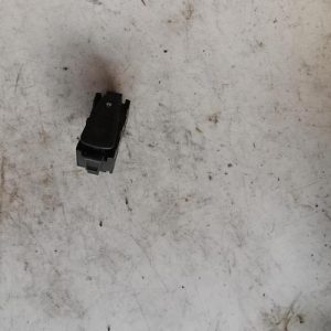 Bouton de warning DACIA SANDERO 2 PHASE 1 Essence - Image 1