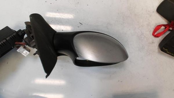 Retroviseur droit PEUGEOT 206 PHASE 1 Diesel - Image 1