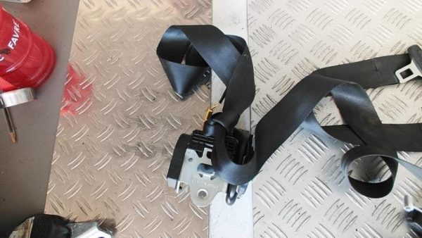 Ceinture avant droit VOLKSWAGEN GOLF 6 Diesel - Image 2