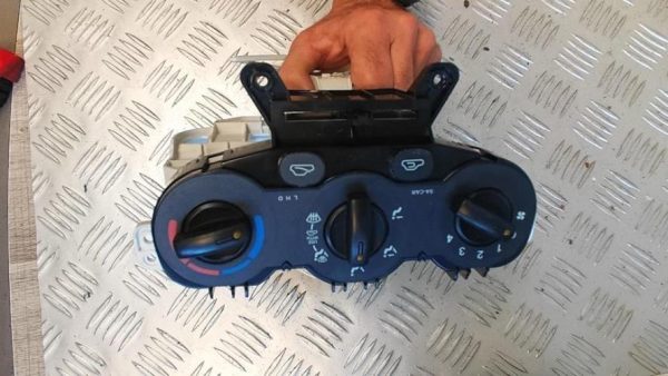 Commande chauffage KIA PICANTO 1 PHASE 1 Essence - Image 3