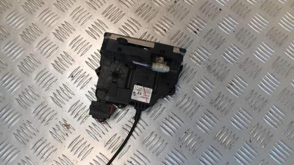 Serrure avant gauche OPEL CORSA D PHASE 2 Essence - Image 1