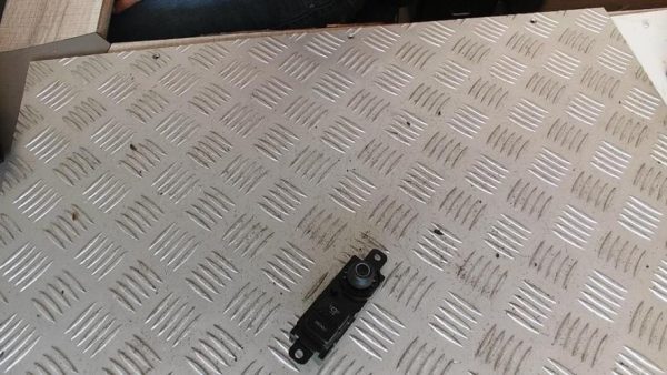 Commande GPS PEUGEOT 208 1 PHASE 1 Diesel - Image 1