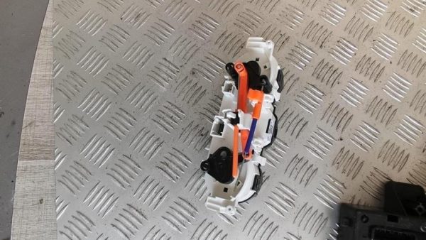 Commande chauffage PEUGEOT 208 1 PHASE 1 Essence - Image 3