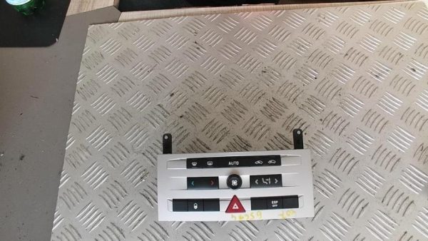 Commande chauffage PEUGEOT 407 PHASE 1 Diesel - Image 1