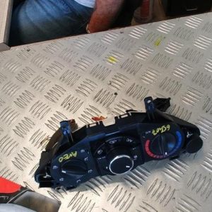 Commande chauffage CHEVROLET AVEO 1 Essence/GPL - Image 1